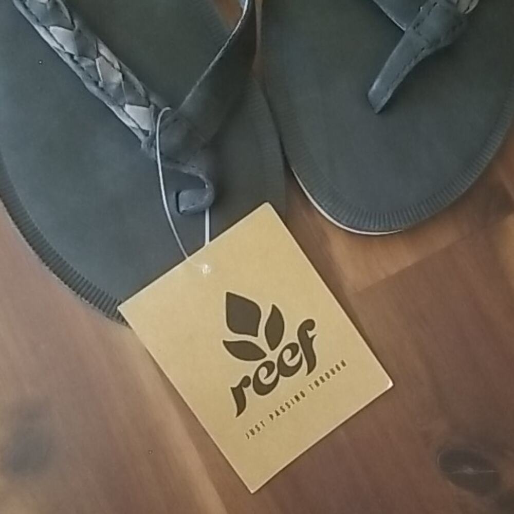 Reef Women's Voyage Sunset Flip Flop, Charcoal, - Picture 4 of 6